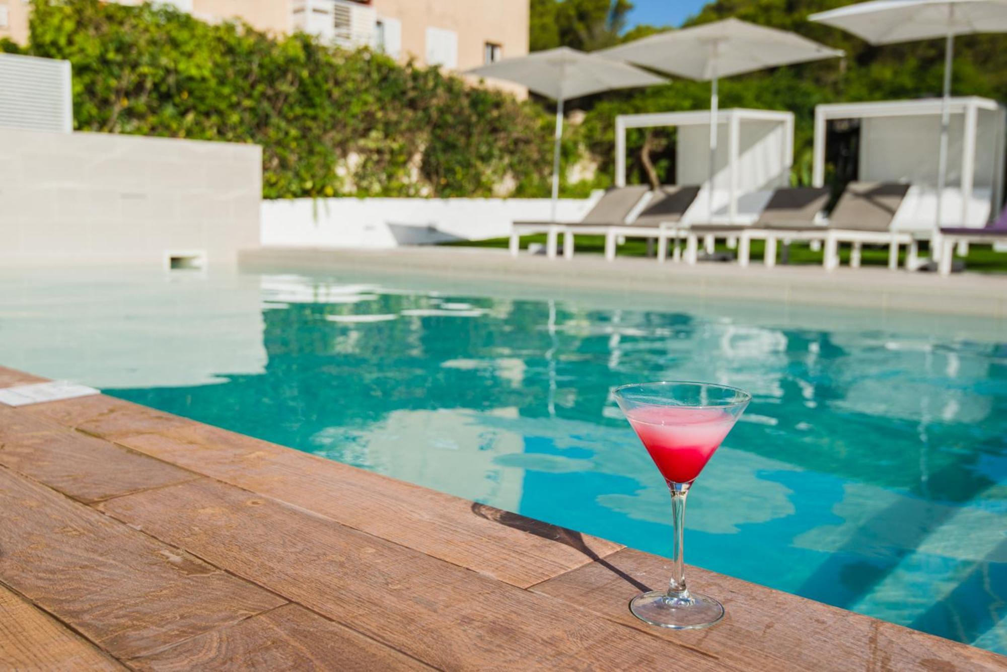 Flacalco Hotel & Apartments Cala Ratjada  Exterior photo
